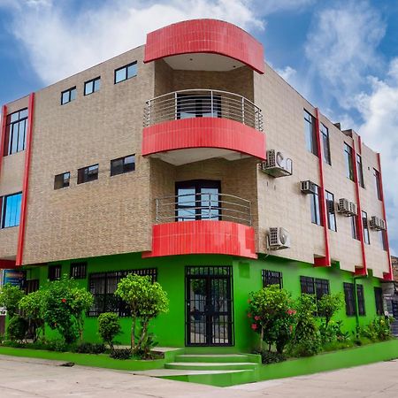 Hospedaje Las Amazonas Iquitos Buitenkant foto