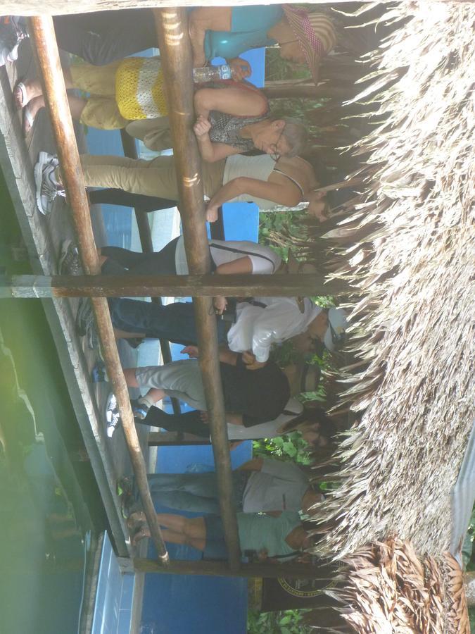 Hospedaje Las Amazonas Iquitos Buitenkant foto